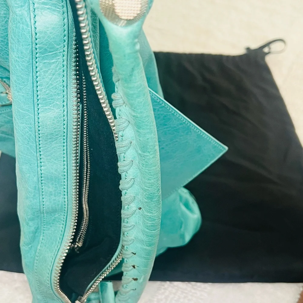 Balenciaga Classic City Bag – Teal Leather | Authentic - Picture 4 of 8